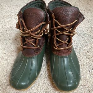 Sperry Women’s saltwater duck booties green